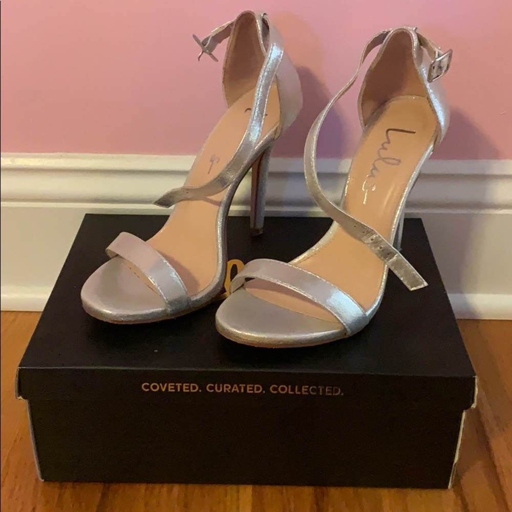 Lulu’s silver open toe stiletto